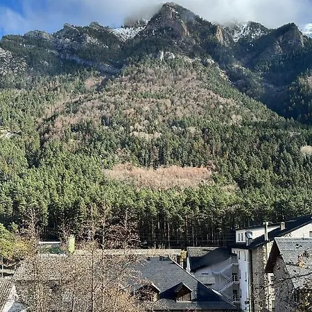 Canfranc Home Apartment *